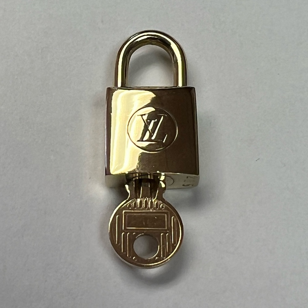 Louis Vuitton lock and key #‎ 205